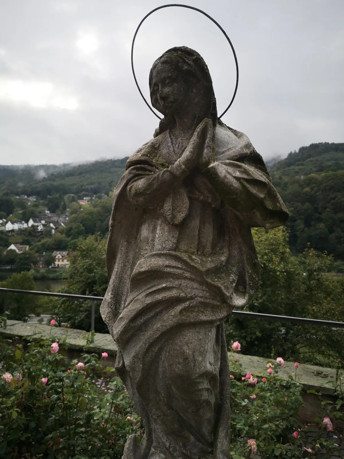 Аббатство Нойбург, историческое здание