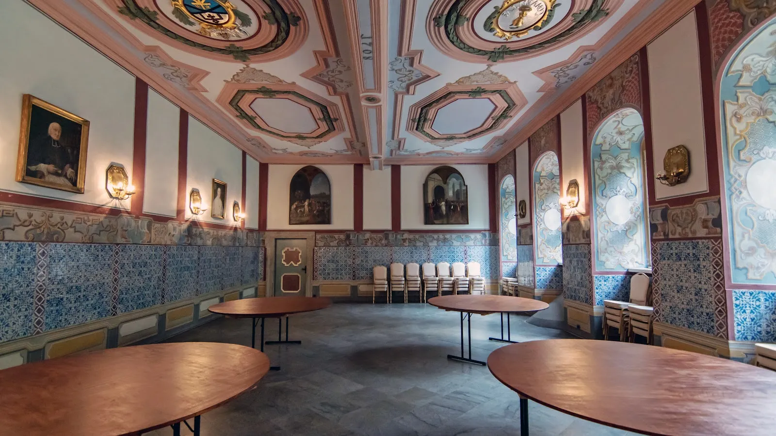 Вид на историческое здание Аббатства Роммерсдорф