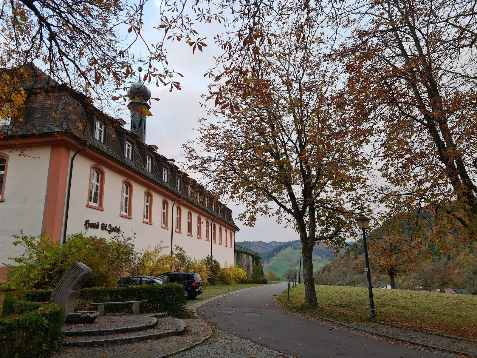 Фасад аббатства Святого Трудперта