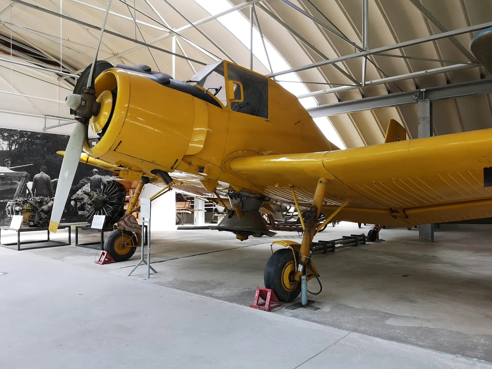 Экспозиция старинной сельскохозяйственной техники в музее Агронеум Альт-Шверин.