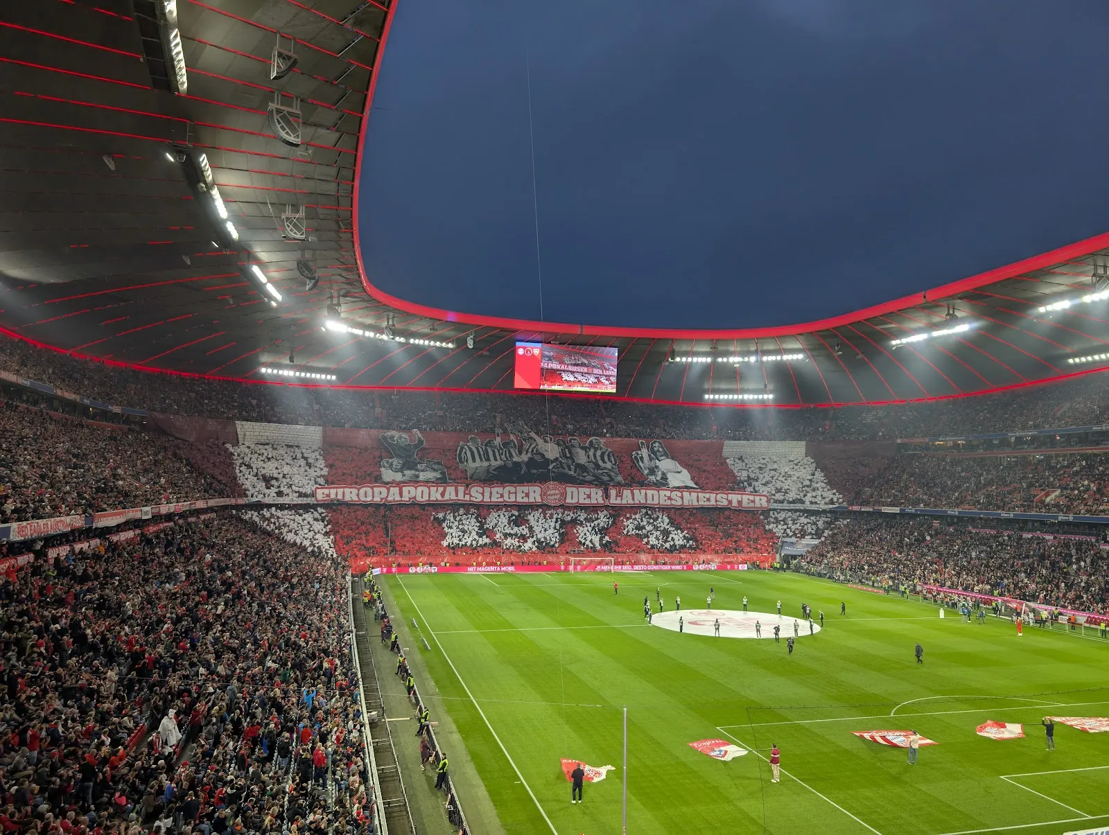 Альянц Арена, стадион в Мюнхене