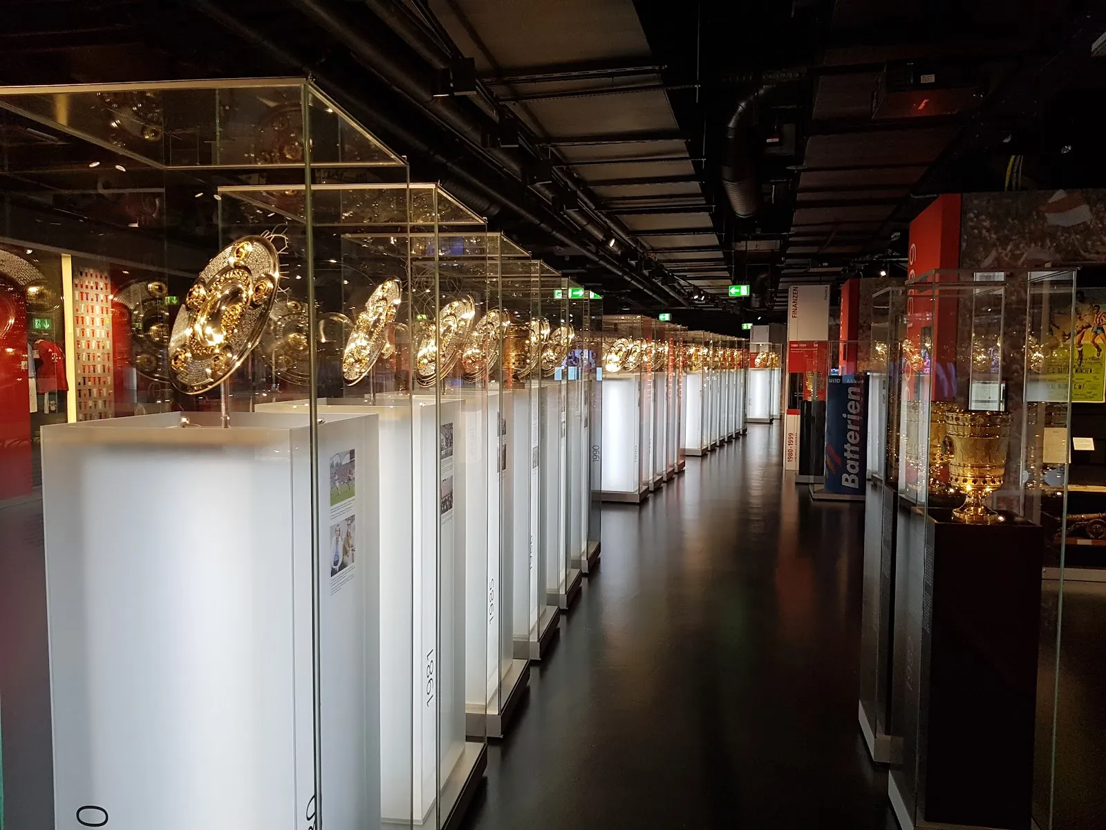 Альянц Арена, стадион в Мюнхене