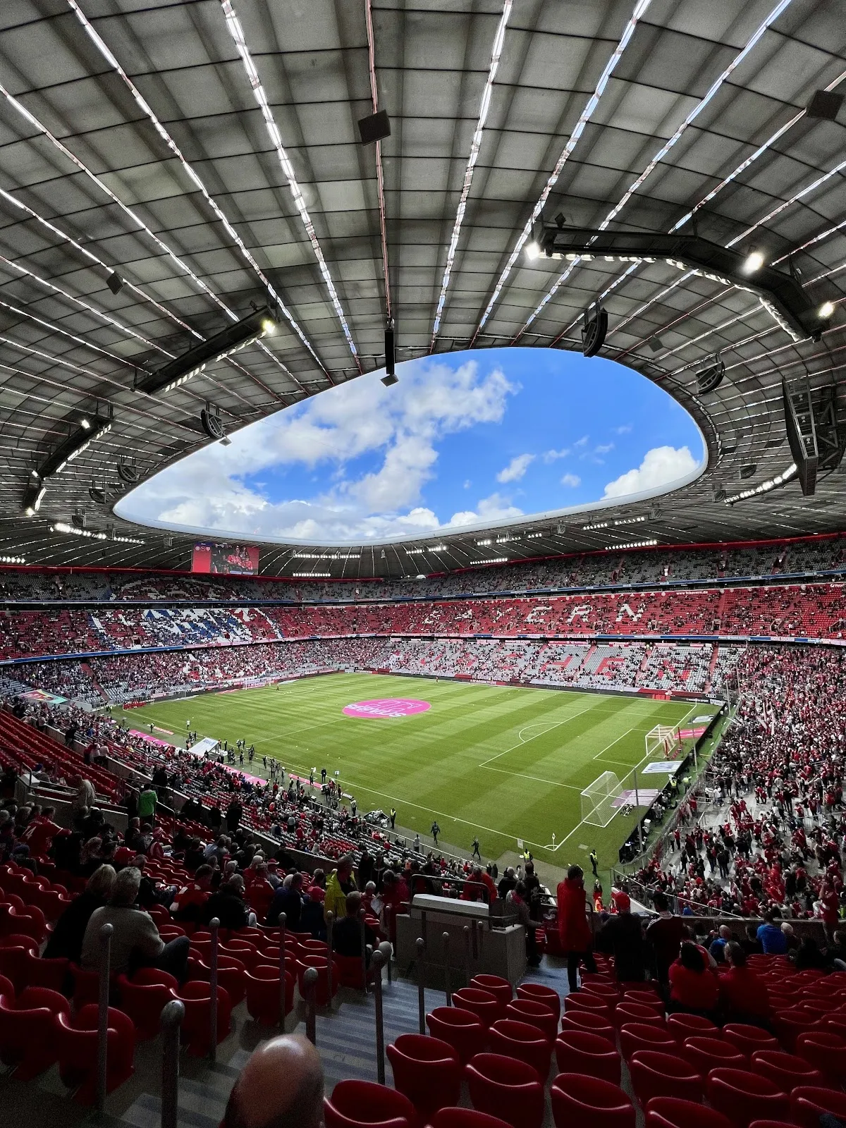 Альянц Арена, стадион в Мюнхене