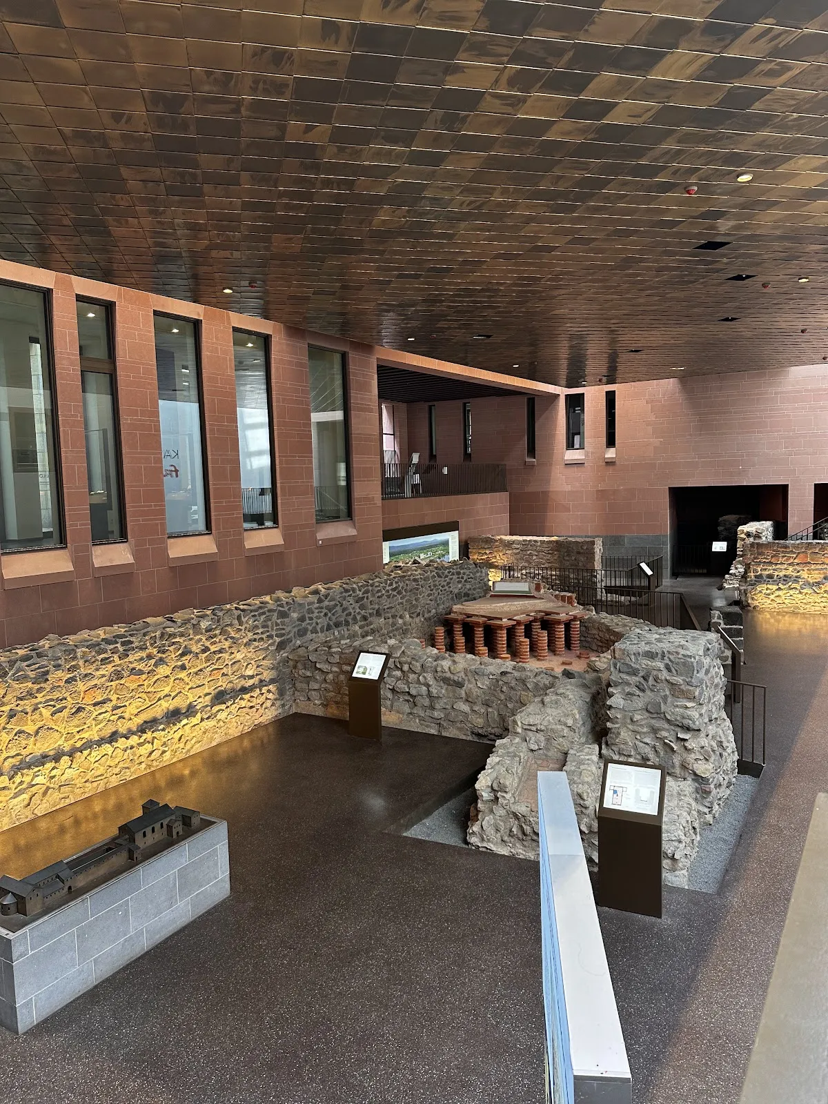 Археологический сад Франкфурта