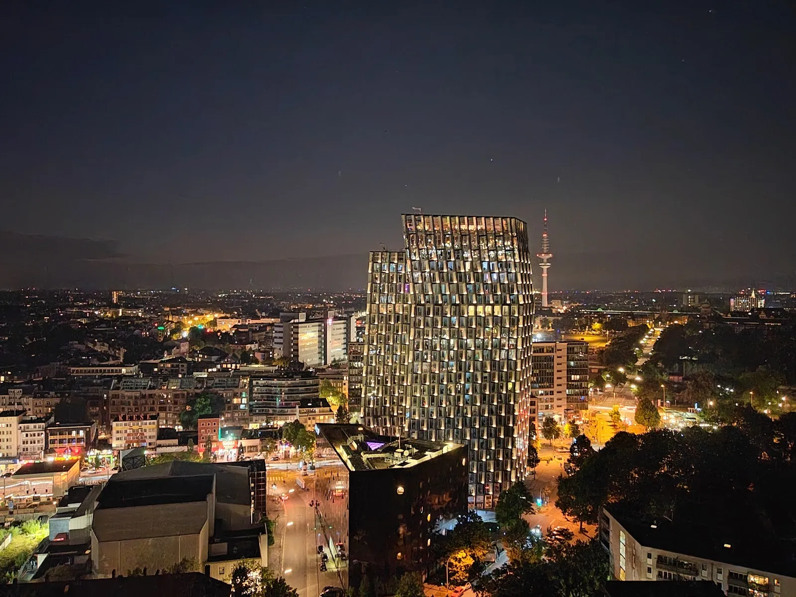 Здание Атлантик-Хаус в Гамбурге