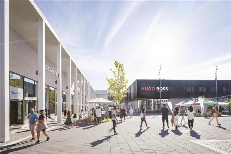 Фасад здания Outletcity Metzingen