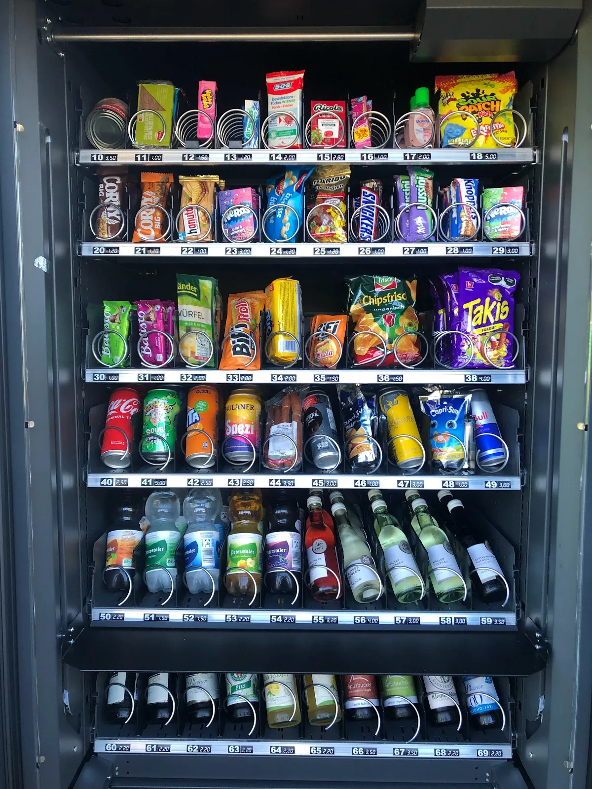 Автомат с напитками в Лауфе