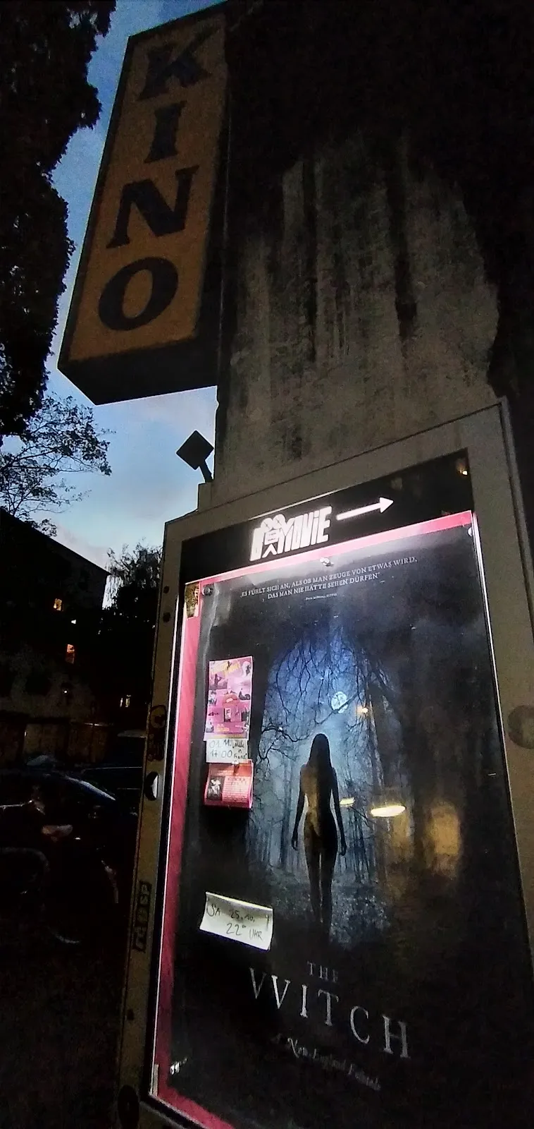 Здание кинотеатра B-Movie в Гамбурге