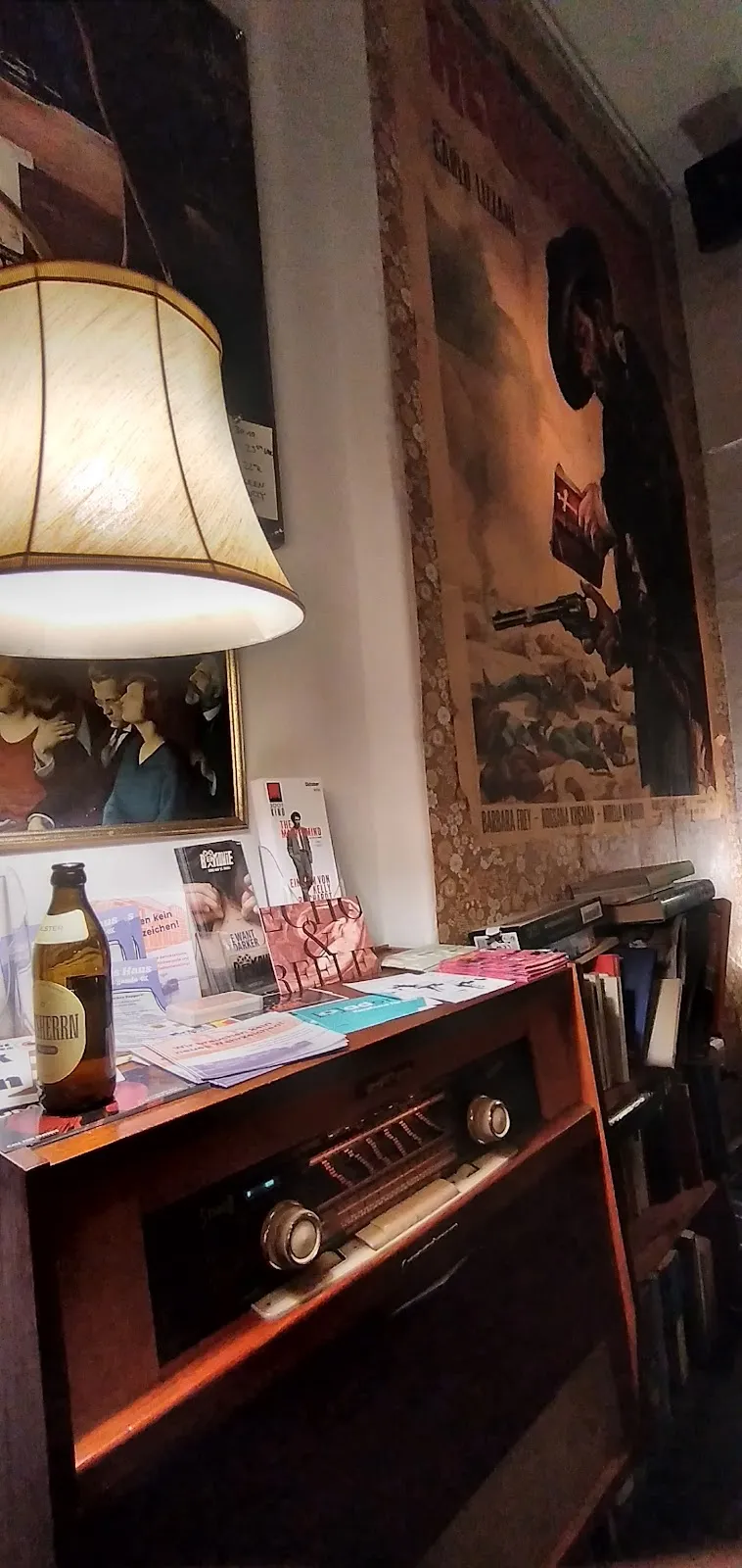 Здание кинотеатра B-Movie в Гамбурге