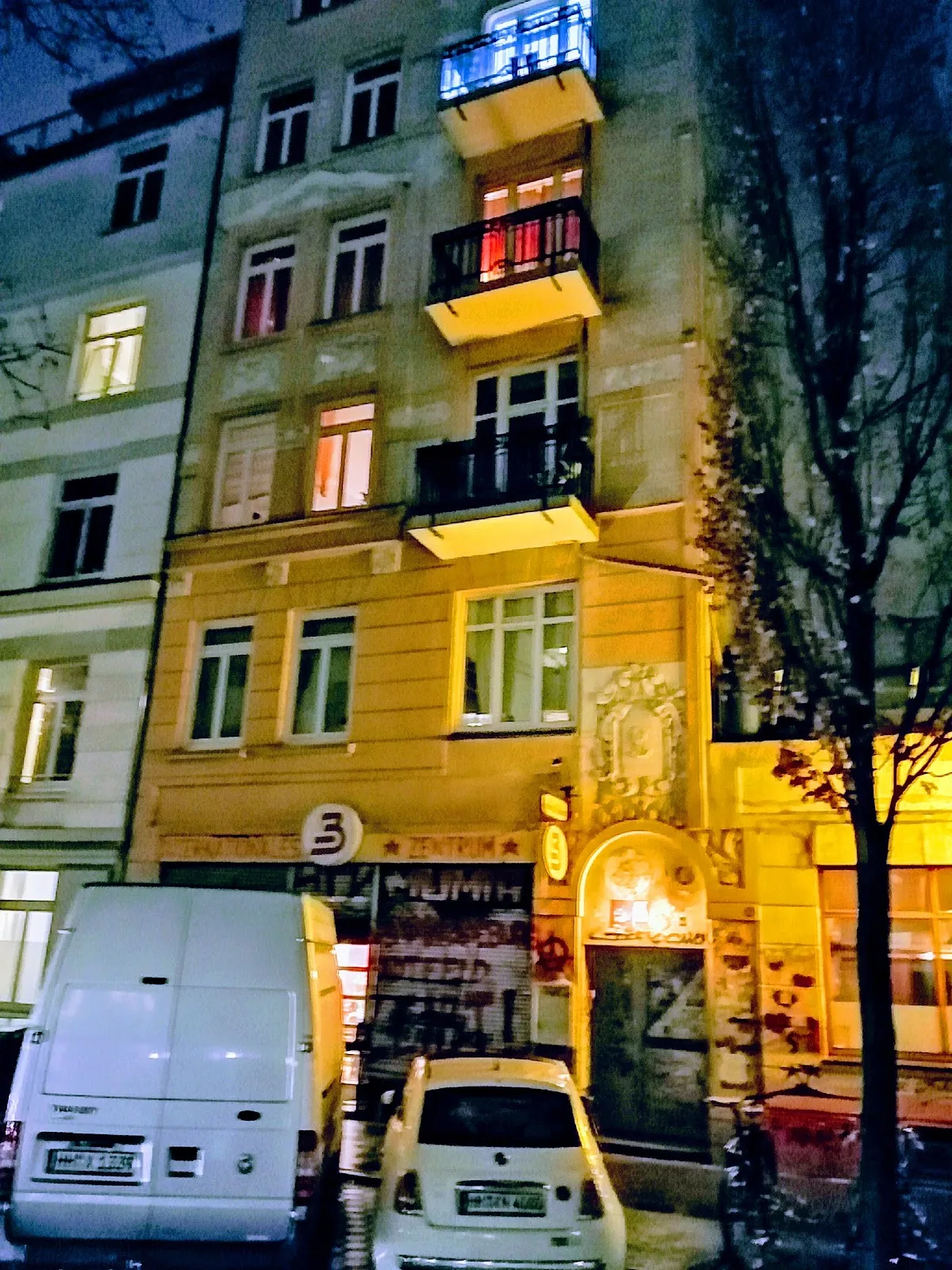 Здание кинотеатра B-Movie в Гамбурге