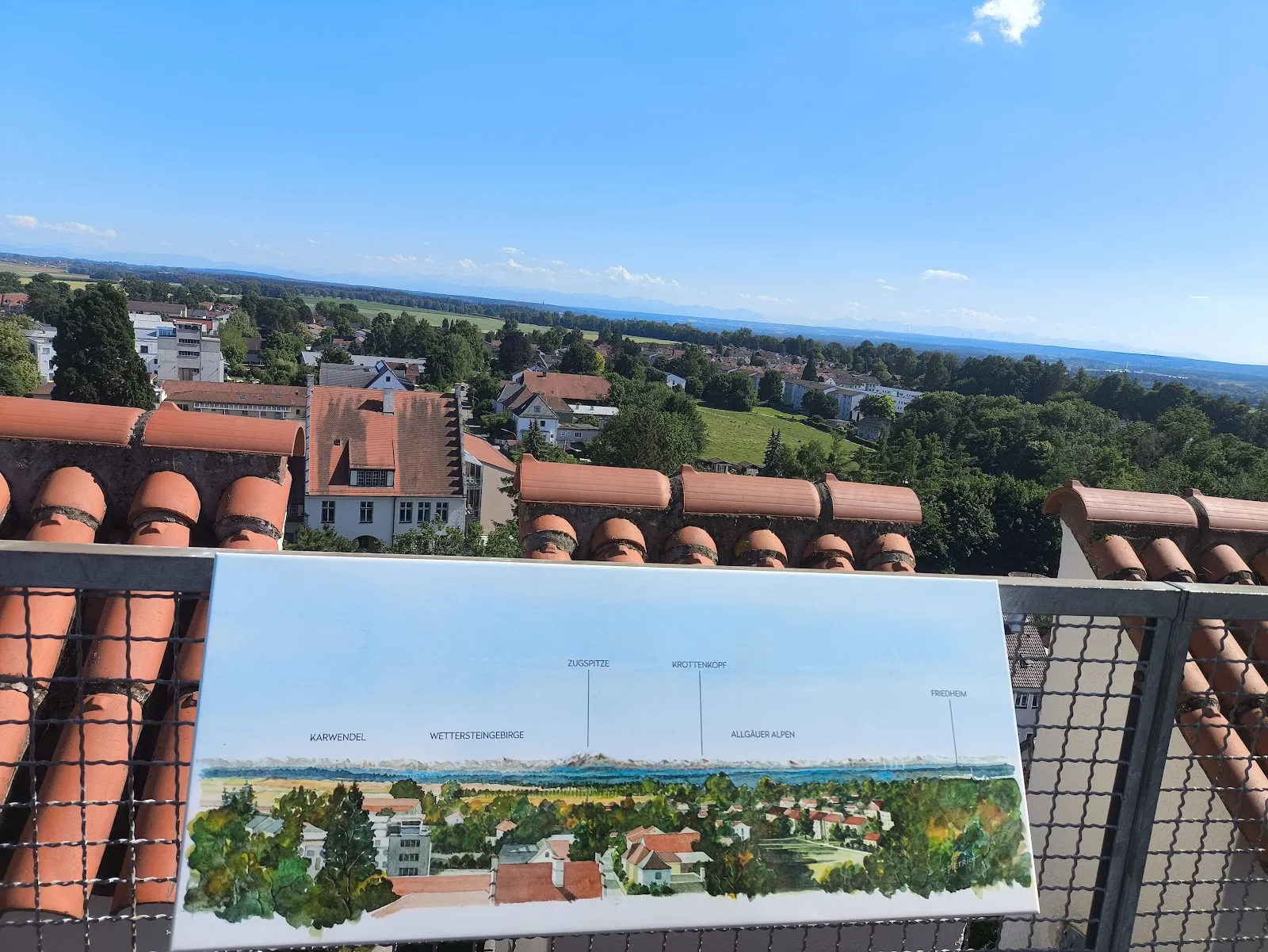 БайертОр – средневековые городские ворота в Ландсберге-на-Лехе, Германия.