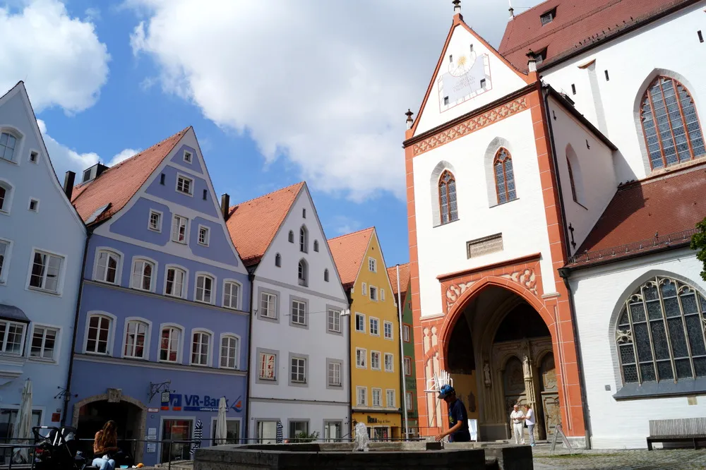 БайертОр – средневековые городские ворота в Ландсберге-на-Лехе, Германия.