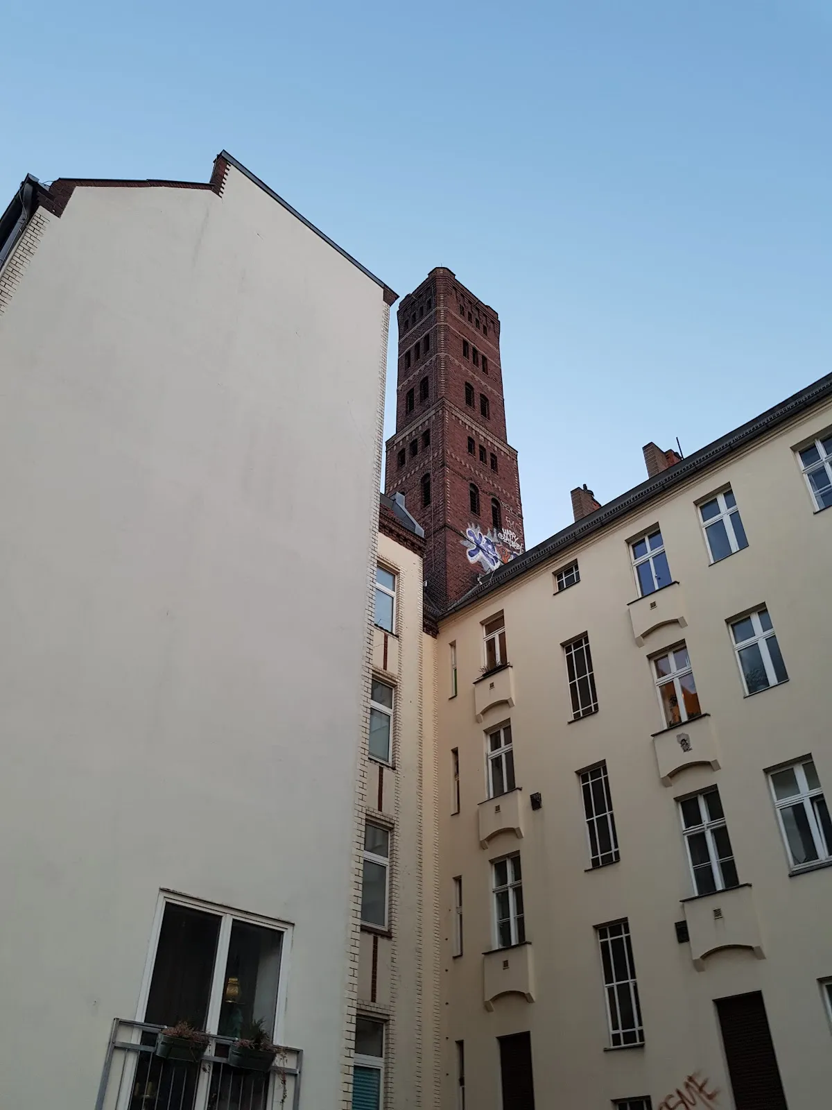 Башня из свинцовых шаров, историческое сооружение в Берлине