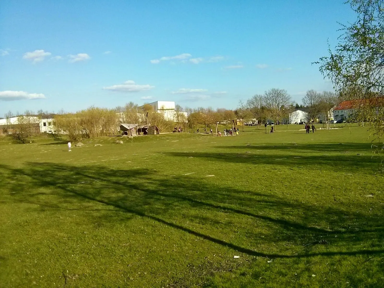 Внешний вид крытого бассейна Хухтинг в Бремене