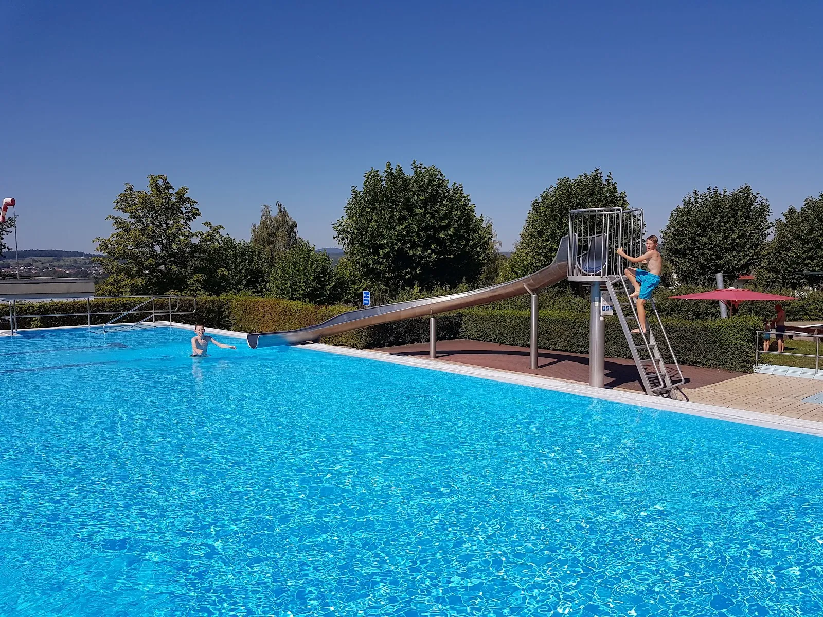 Бассейн Лаллар