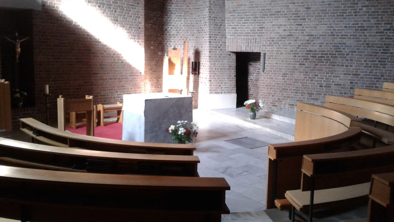 Здание Бенедиктинского аббатства Ангермунд