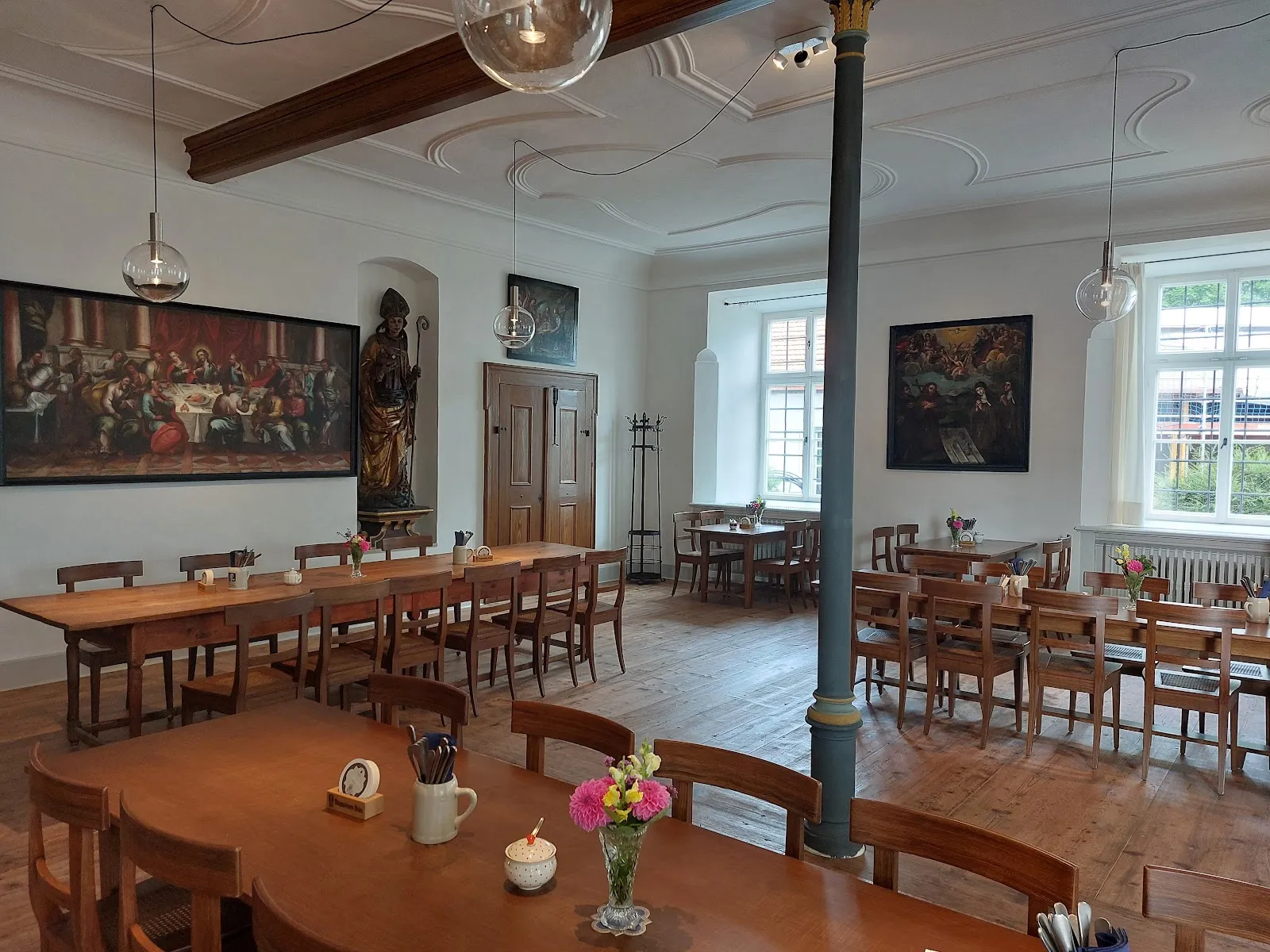 Бенедиктинское аббатство Бёргерберг - вид снаружи