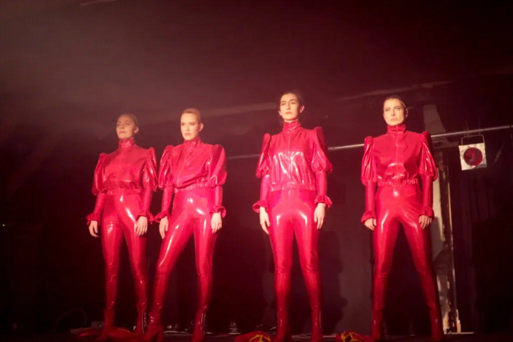 Здание Berliner Ringtheater, Берлин