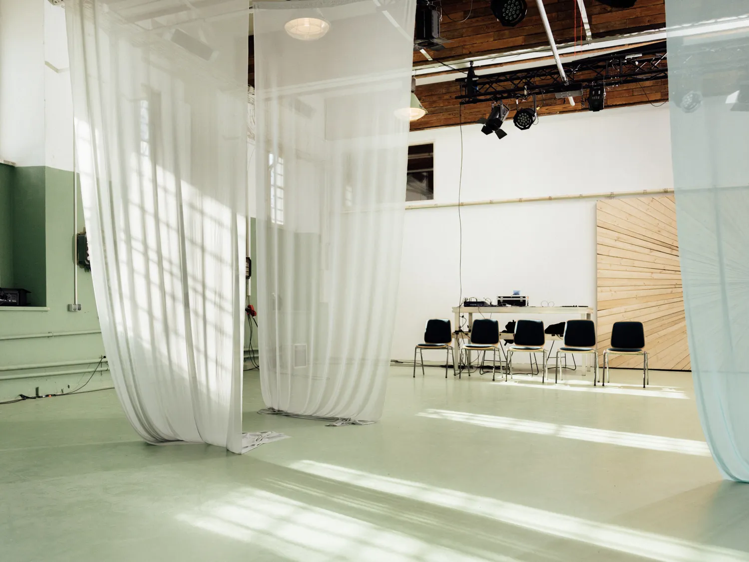 Здание Berliner Ringtheater, Берлин