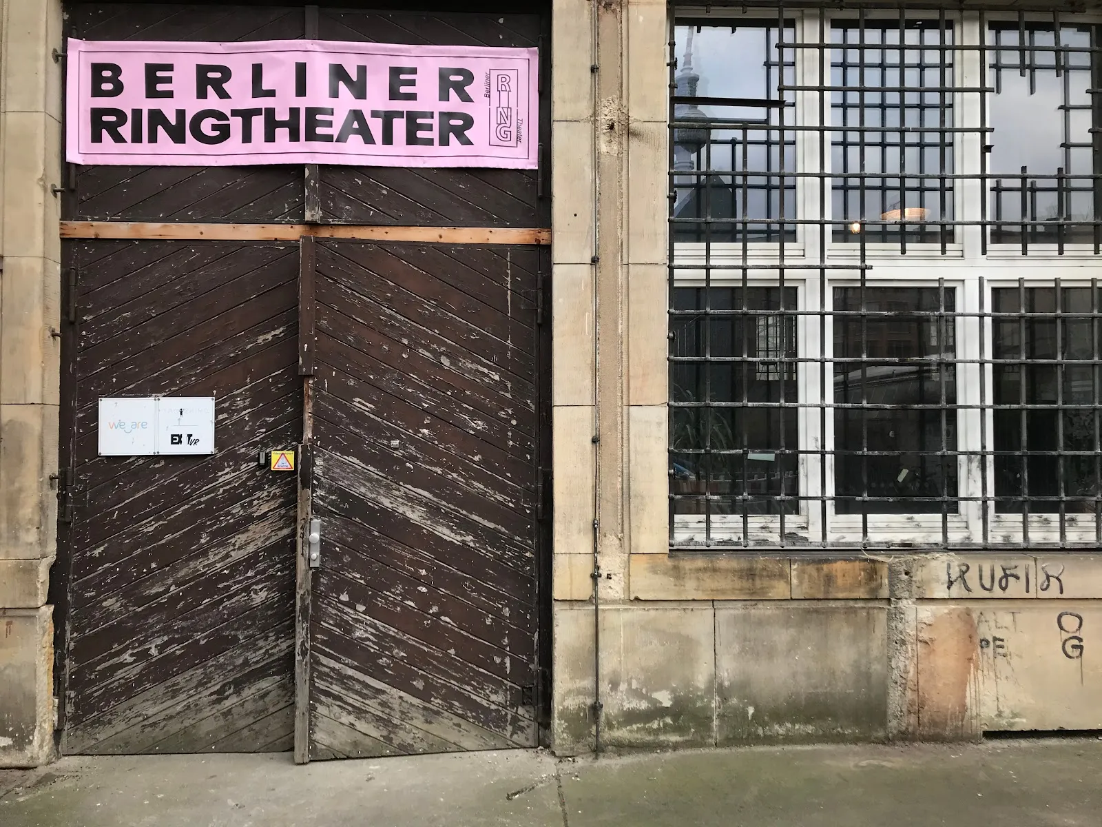 Здание Berliner Ringtheater, Берлин