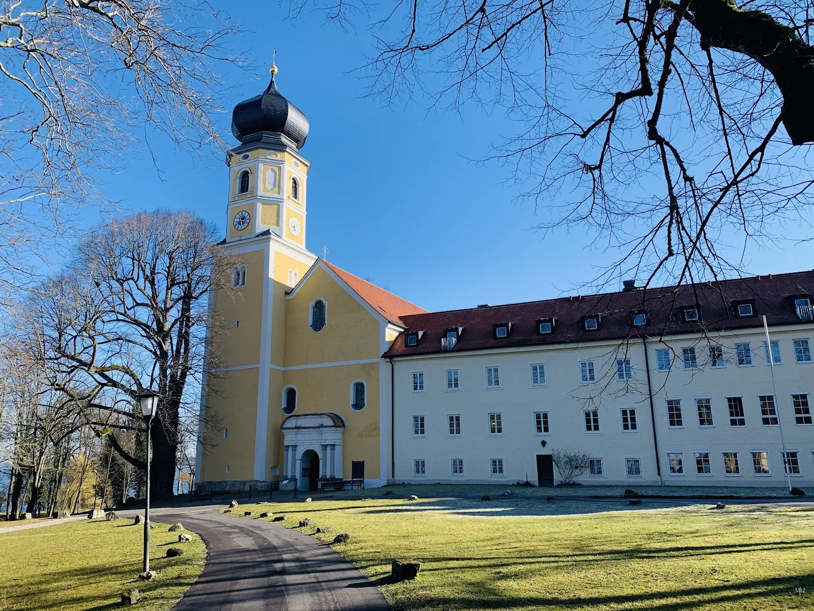 Бернридский монастырь