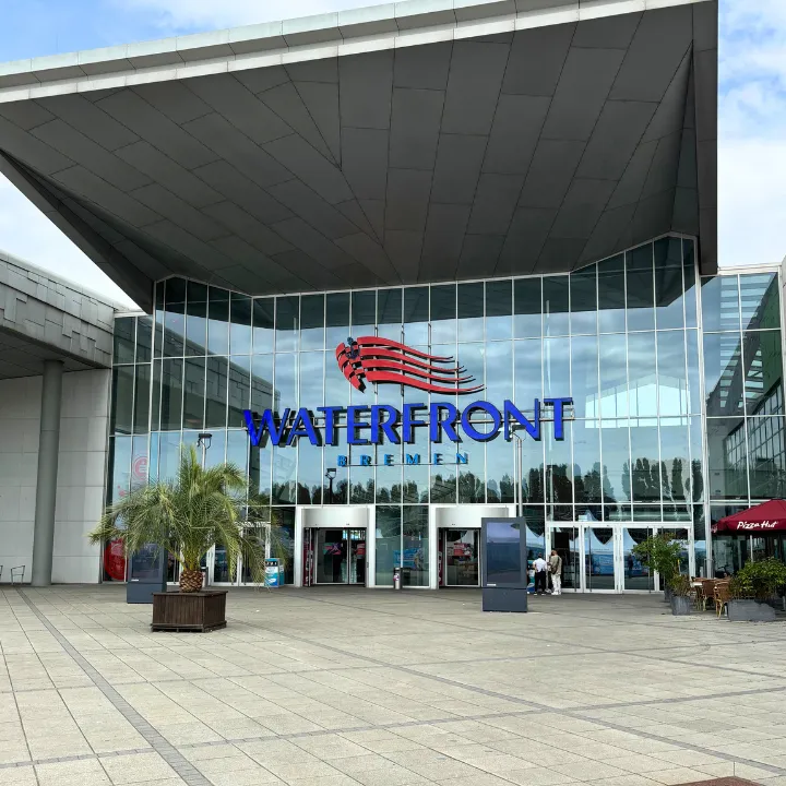 Бременская набережная