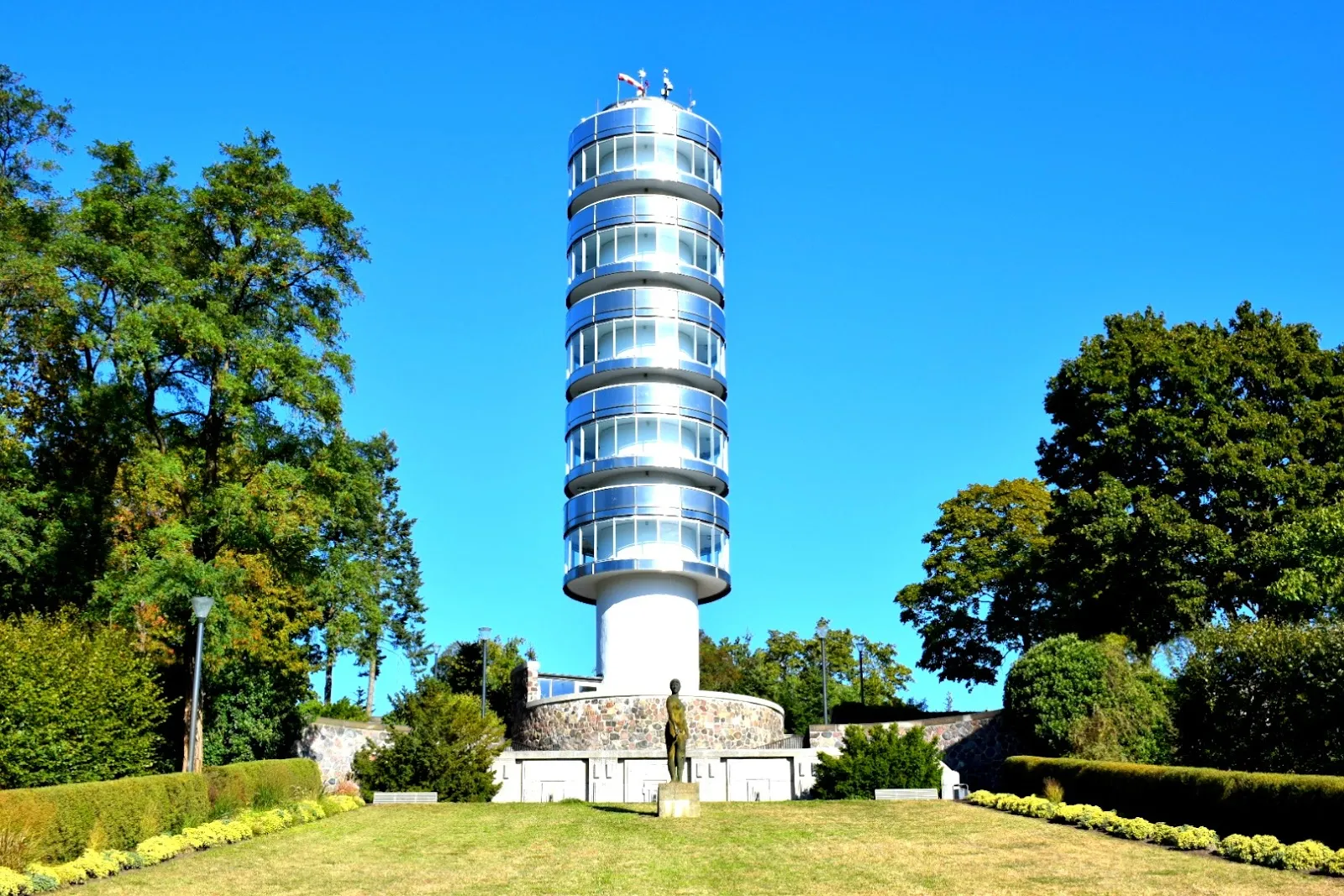 Бюргерпарк и садовый памятник Мариенберг