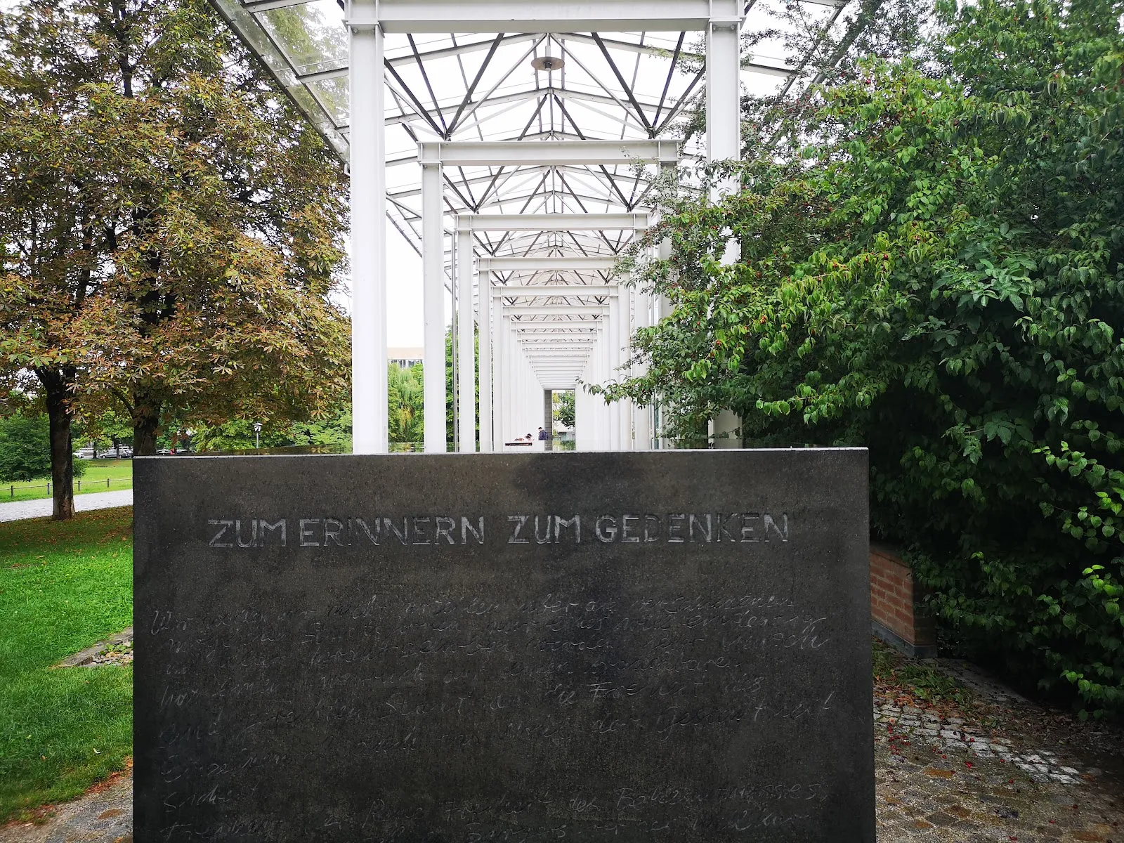 Мемориал 'Белая роза' в Мюнхене, Германия