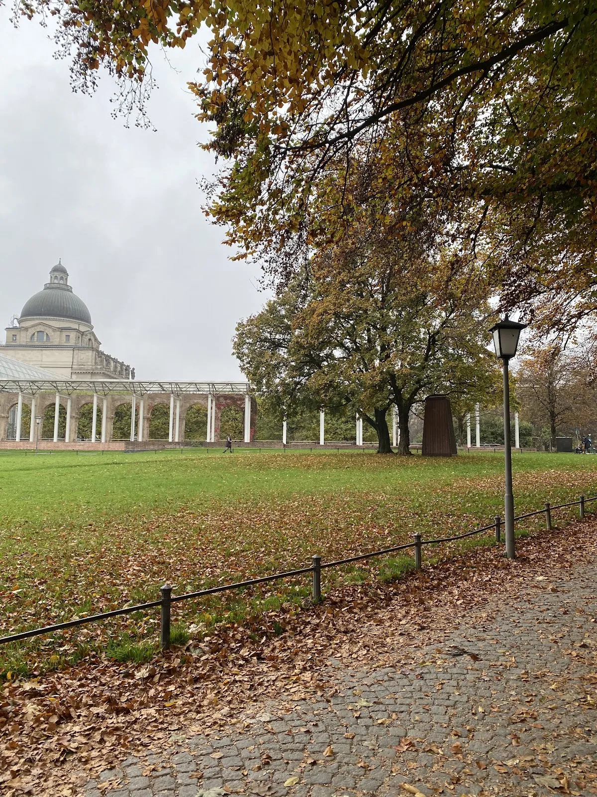 Мемориал 'Белая роза' в Мюнхене, Германия