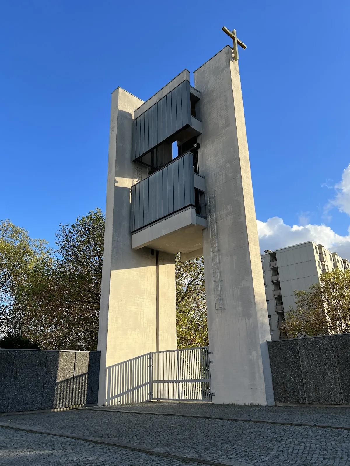 Внешний вид церкви «Царица Мучеников» в Берлине