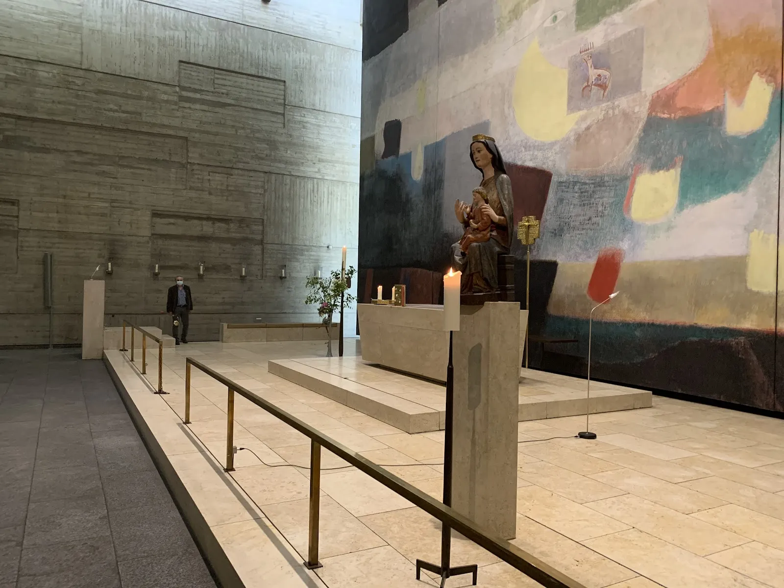 Внешний вид церкви «Царица Мучеников» в Берлине