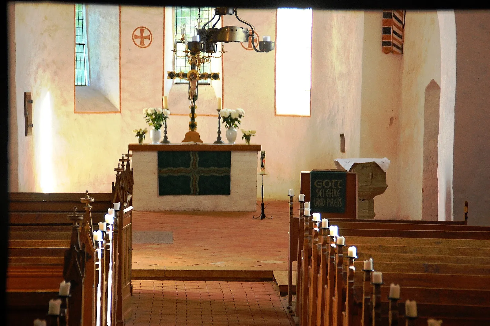 Церковь Беллин, старинный собор в Кракове-ам-Зее, Германия