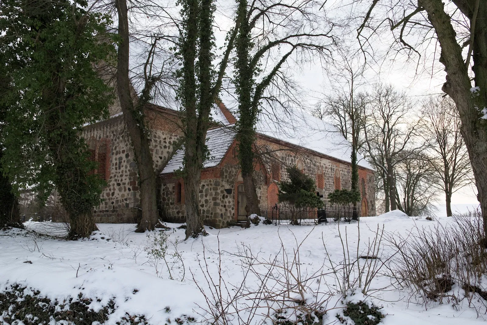 Церковь Людерсхаген, Германия, историческая архитектура