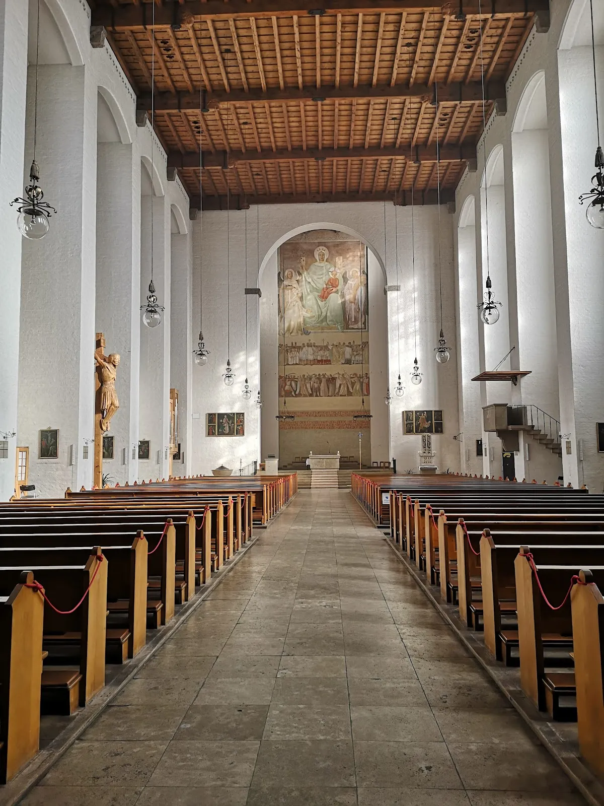 Церковь Марии, Царицы Мира