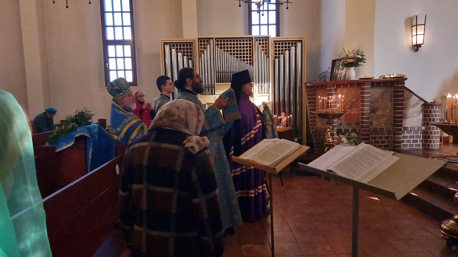 Здание церкви 