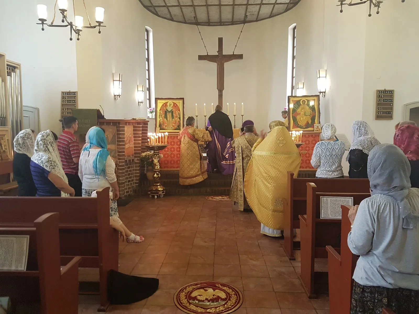 Здание церкви 