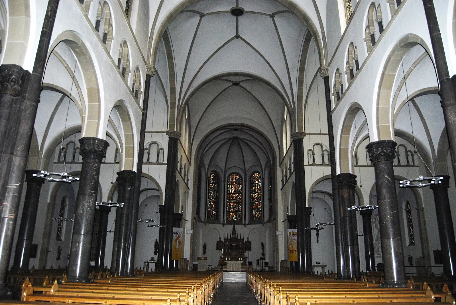 Церковь Святого Алоизия, Изерлон, Германия