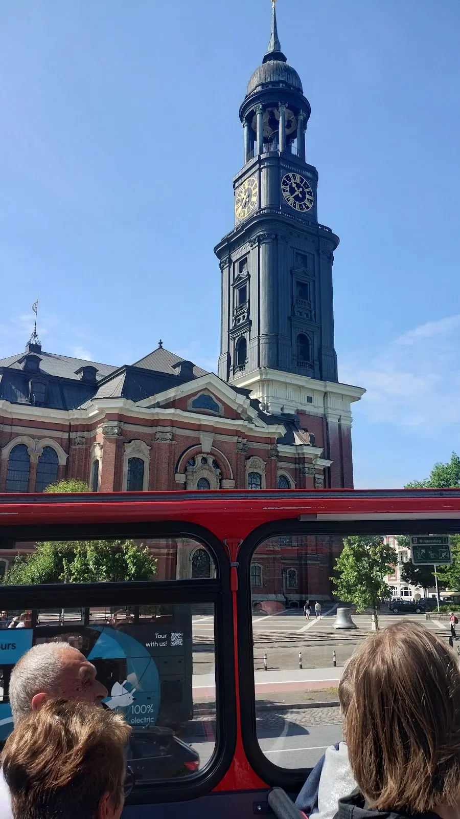 Вид на Церковь Святого Михаила в Гамбурге