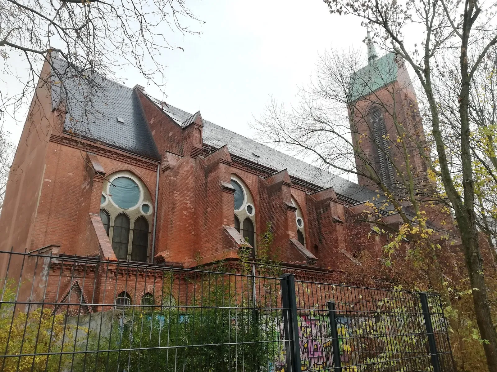 Вид на Церковь Святого Пия, Берлин