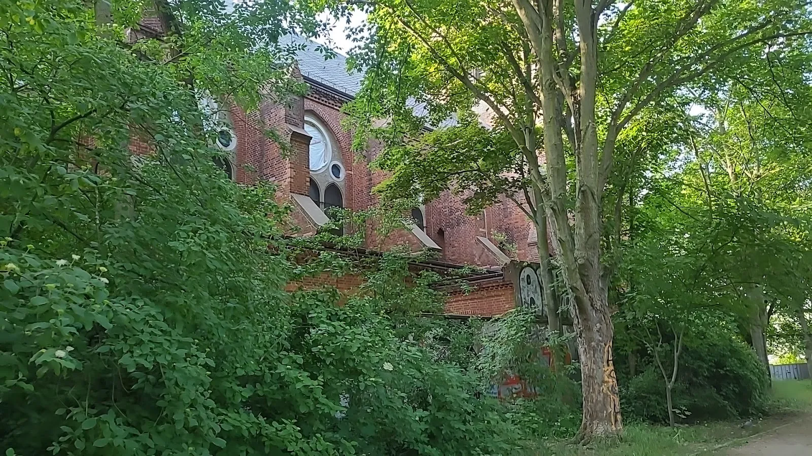 Вид на Церковь Святого Пия, Берлин