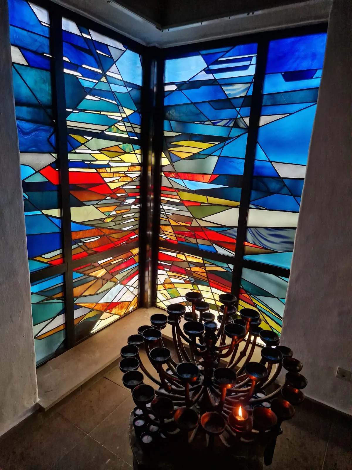 Церковь Святого Семейства в Бремене-Гроне, Германия