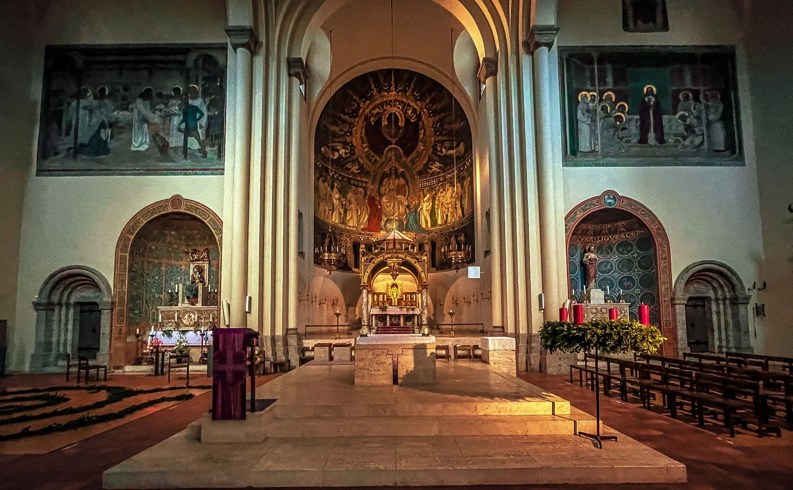 Фасад Церкви Святой Анны в Мюнхене