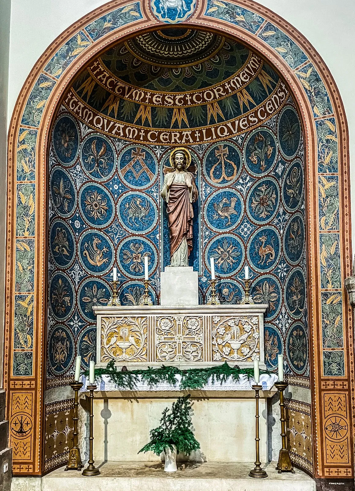 Фасад Церкви Святой Анны в Мюнхене