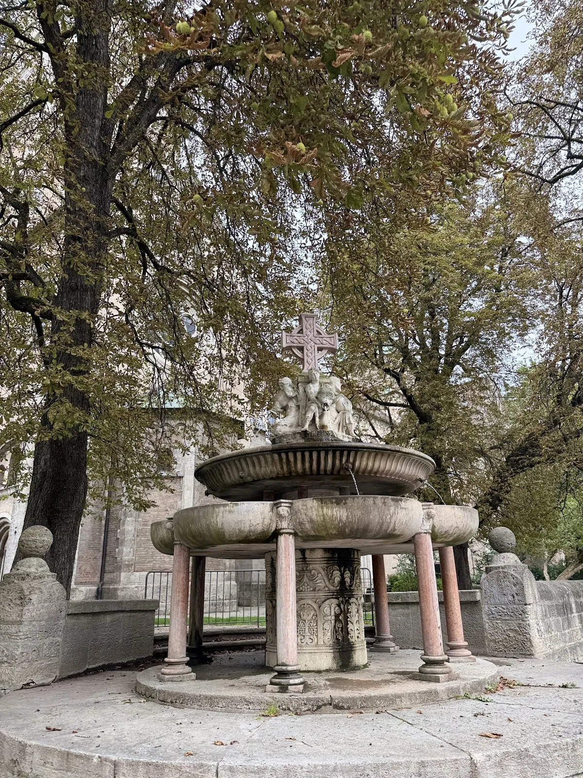 Фасад Церкви Святой Анны в Мюнхене