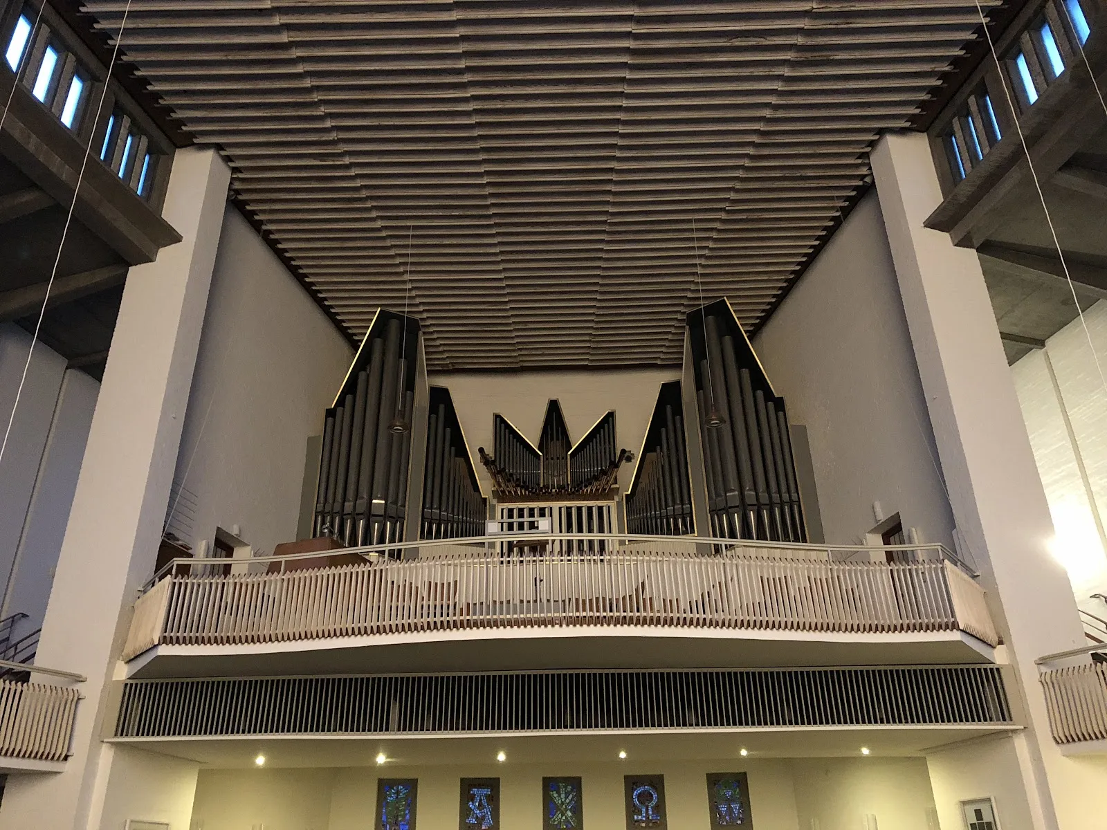 Фасад церкви Святой Троицы Святого Георгия в Гамбурге