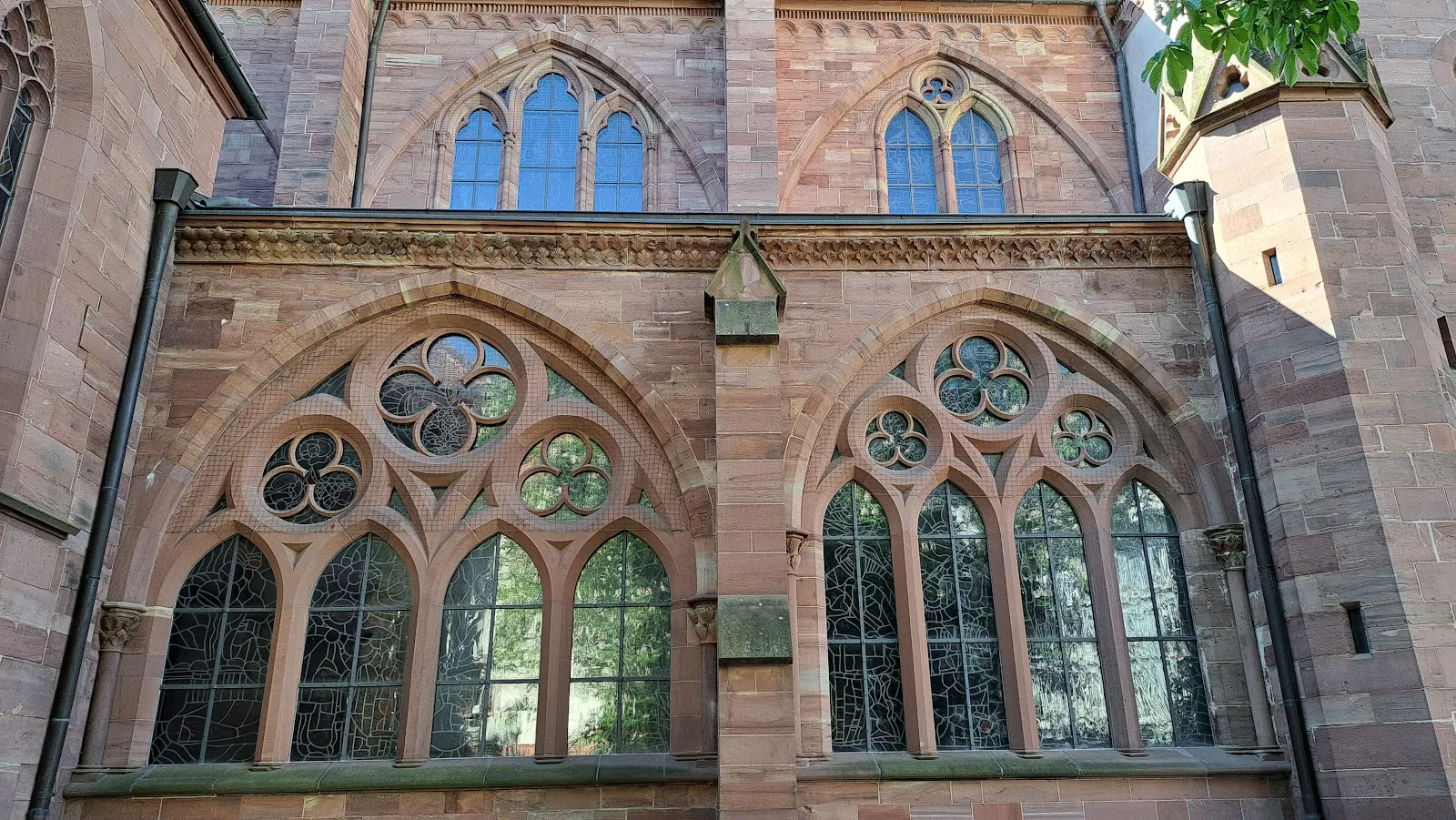 Церковь-замок Святого Михаила, Пфорцгейм, Германия