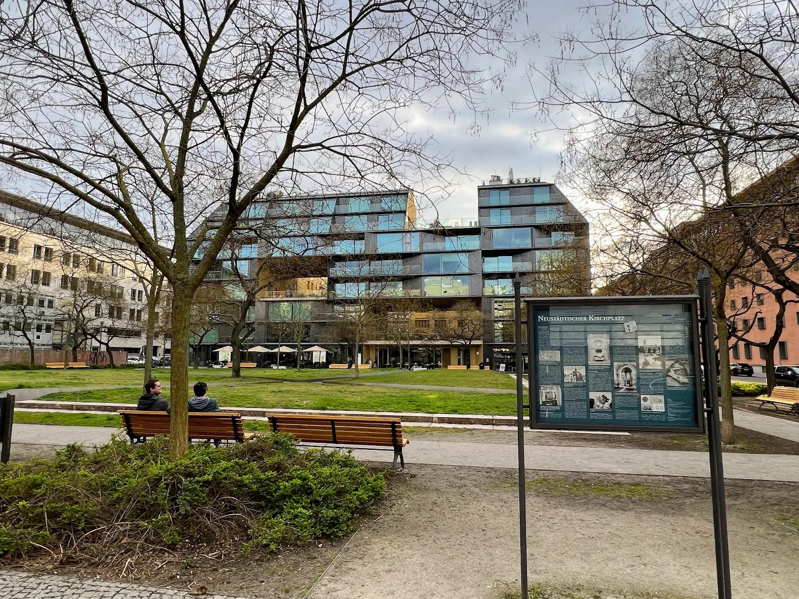 Церковная площадь Нойштедтиш