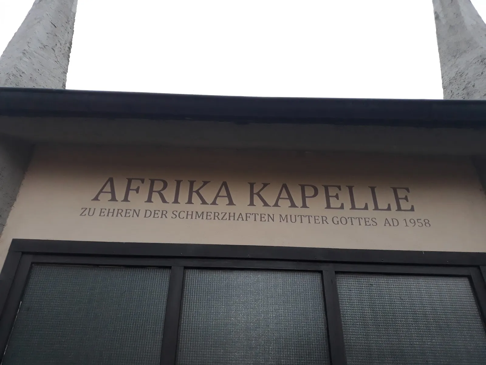Часовня Африки, Толай, Германия