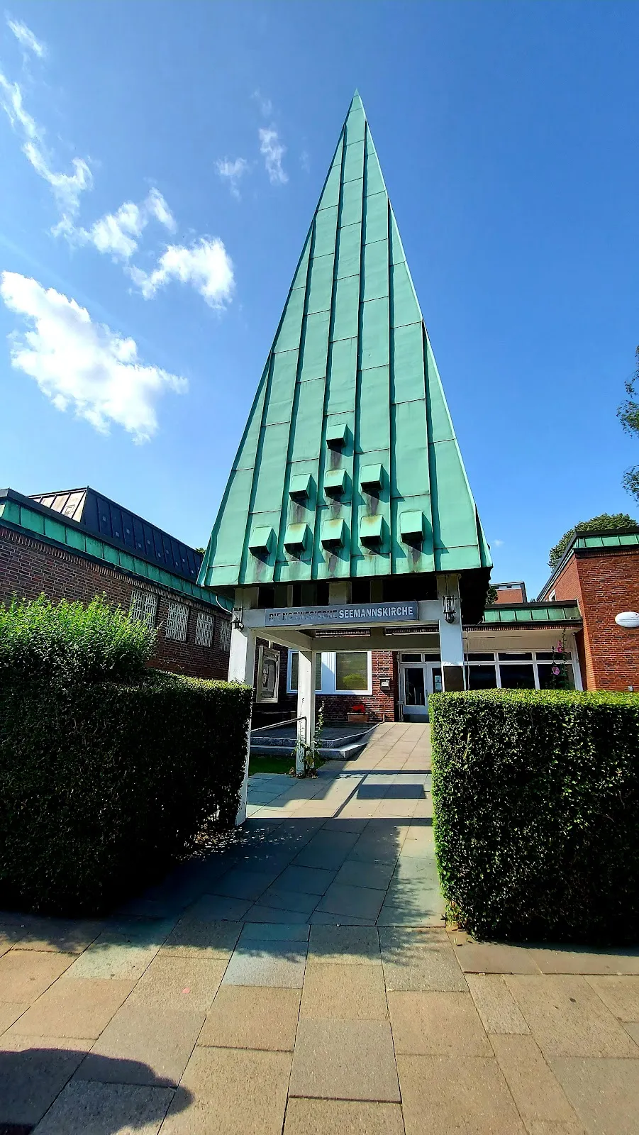 Внешний вид Датской церкви моряков в Гамбурге