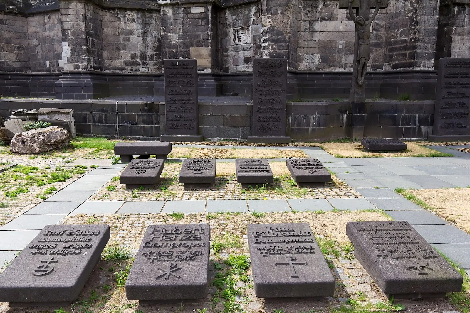 Кладбище Домхернфридхоф в Кёльне, Германия